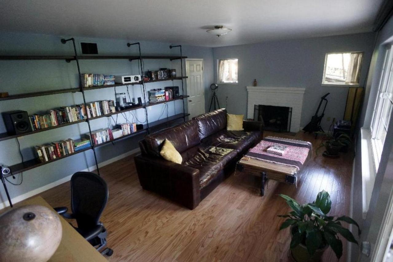 Large 1 Bedroom Apartment, Home Theater, Fireplace 버클리 외부 사진